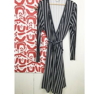 Boden Abstract Long-Sleeve Midi Work Wrap Dress